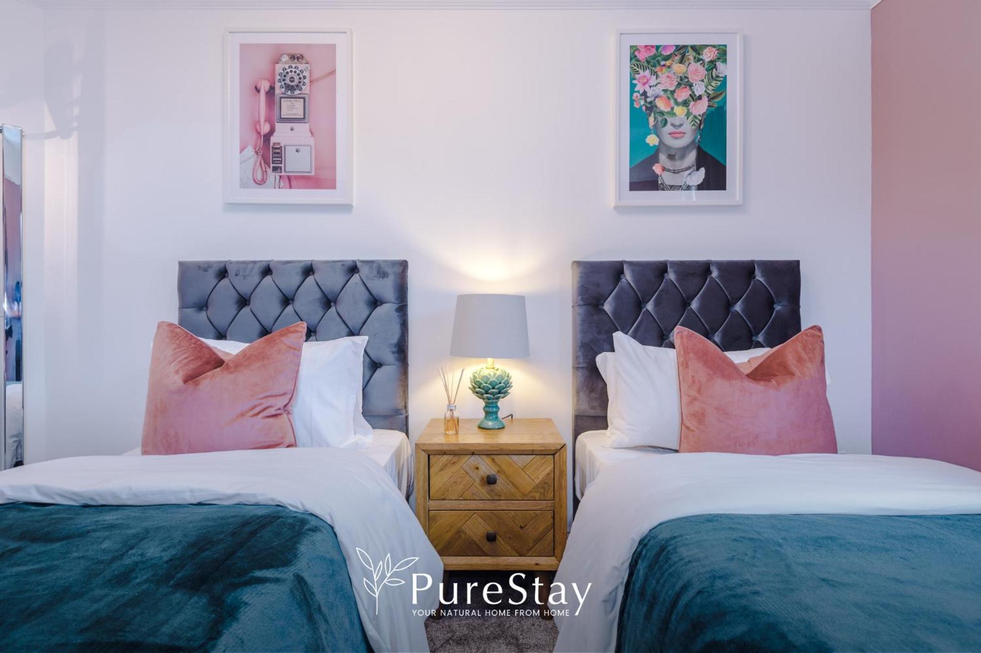Incredible - Five Bedroom - 7 Actual Beds - 6 Bathroom House By Purestay - Central Bath With Parking Экстерьер фото